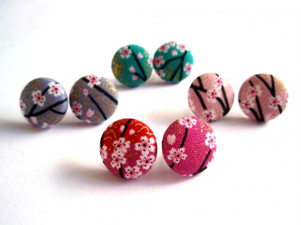 Button Earrings -japan Kimono Fabric (auspicious Red, Healthy Pink, Wealthy Green And Lovely Grey)